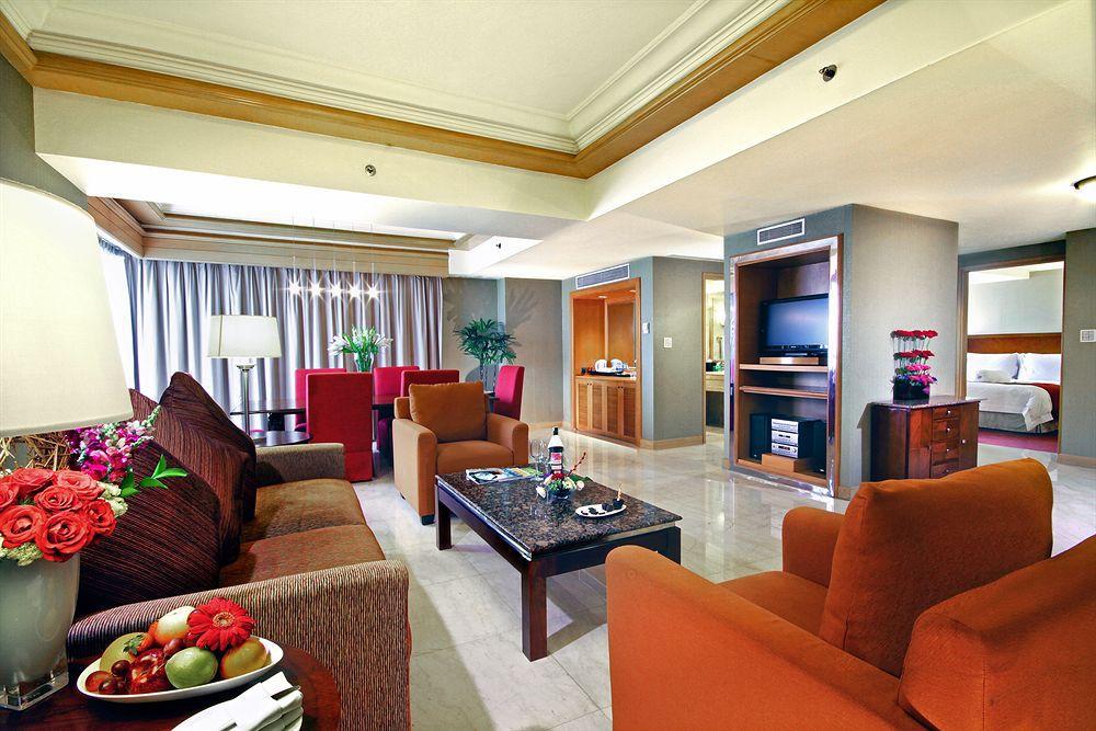 Hotel Le Grandeur Mangga Dua Yakarta Exterior foto