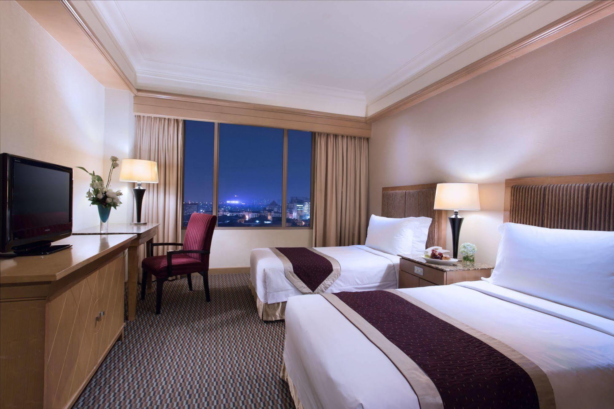 Hotel Le Grandeur Mangga Dua Yakarta Exterior foto