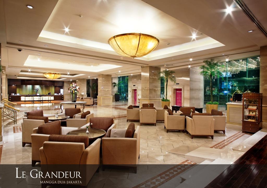 Hotel Le Grandeur Mangga Dua Yakarta Exterior foto
